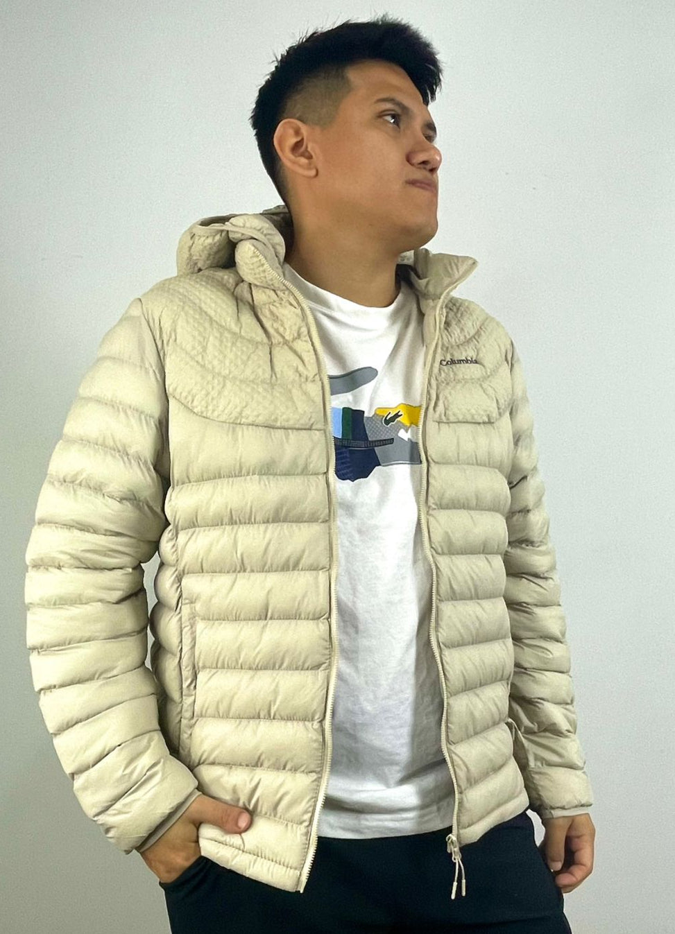 Casaca Columbia Hombre – Beige Ligera y Acolchada