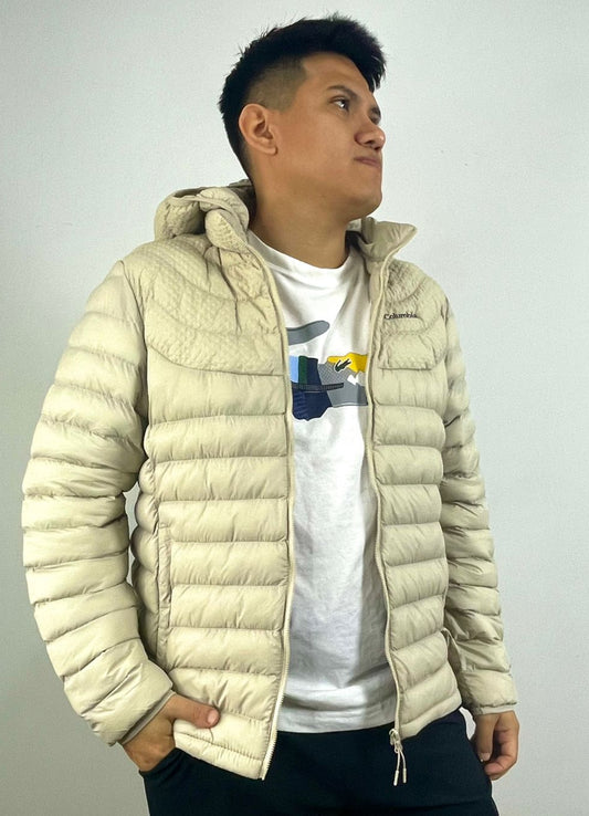 Casaca Columbia Hombre – Beige Ligera y Acolchada