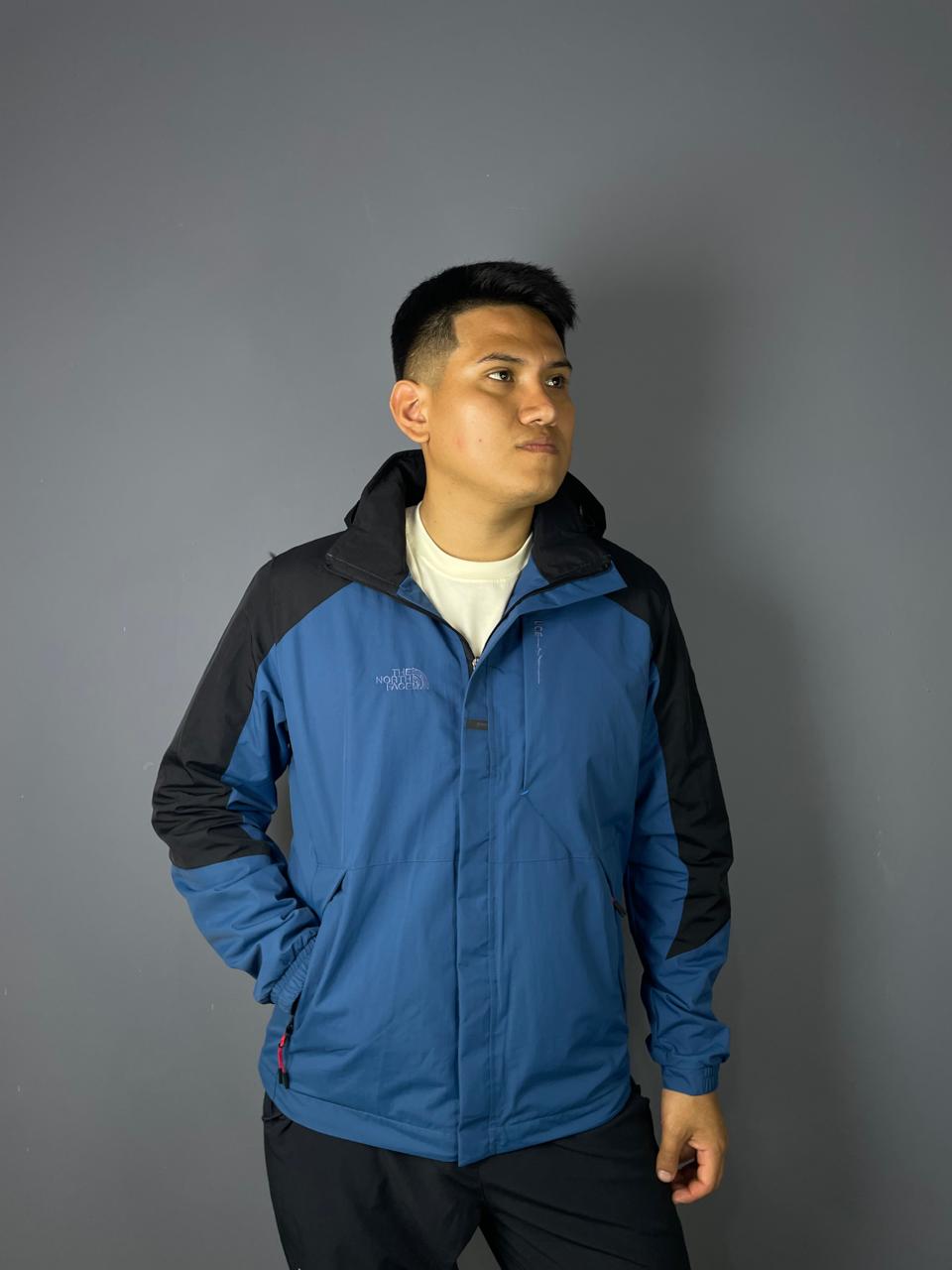 casaca cortaviento doble color