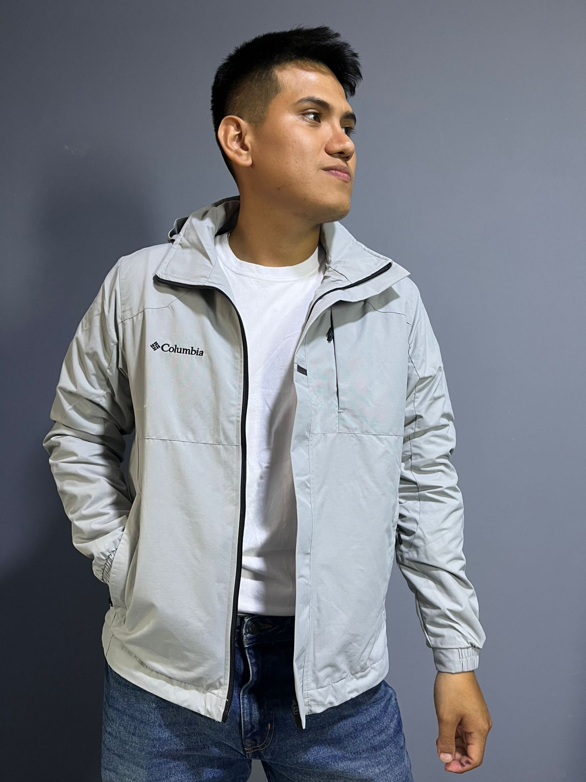 Casaca Cortavientos Montaña plomo