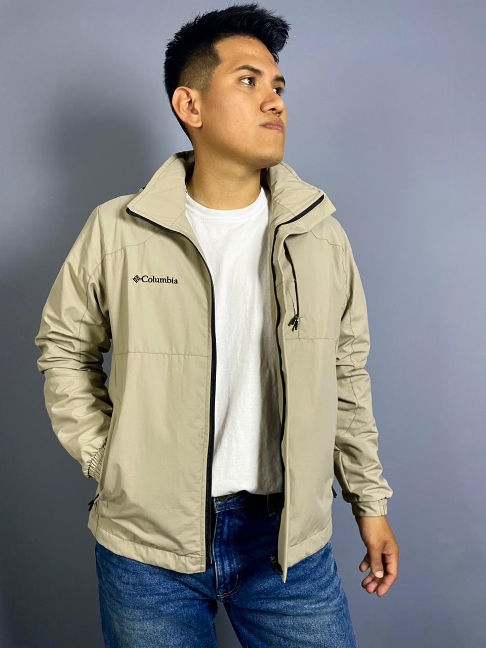 Casaca Cortavientos Montaña