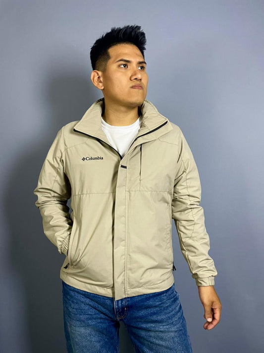 Casaca Cortavientos Montaña