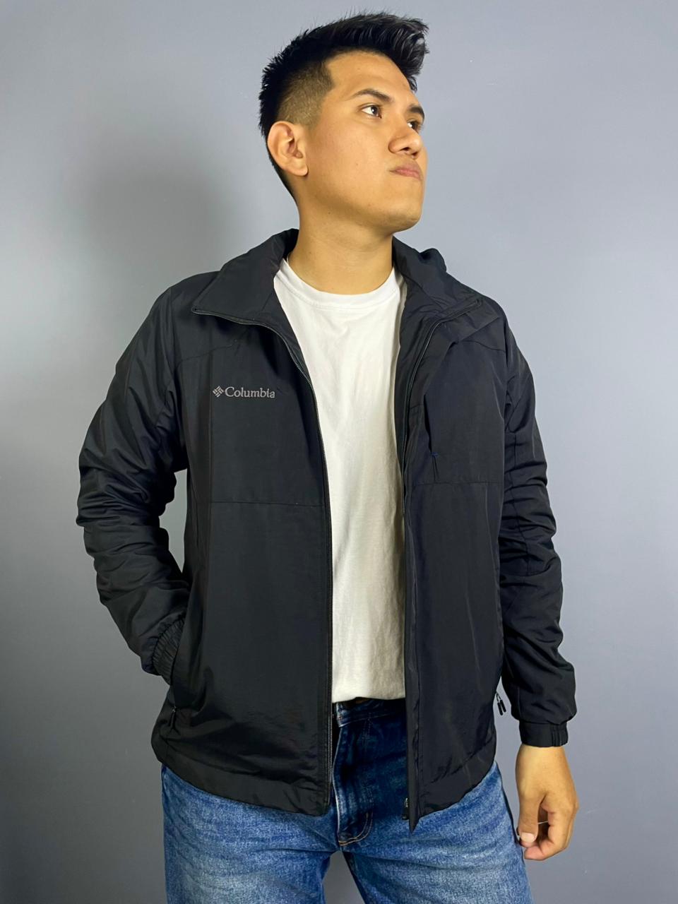 Casaca Cortavientos Montaña