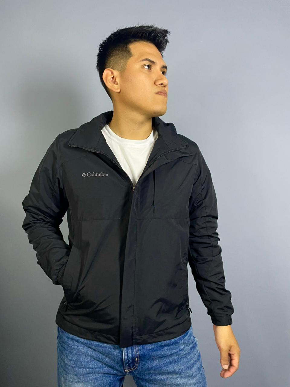 Casaca Cortavientos Montaña